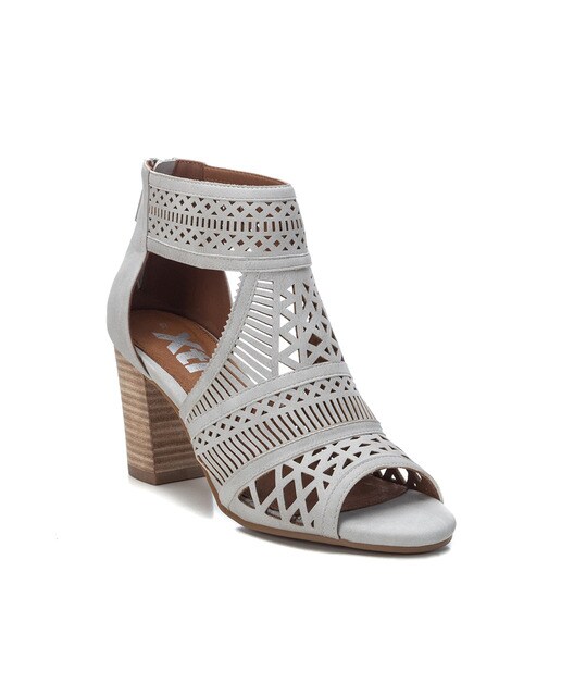 Sandalias de tacón de mujer abotinadas color gris claro con cremallera ·  Xti · El Corte Inglés