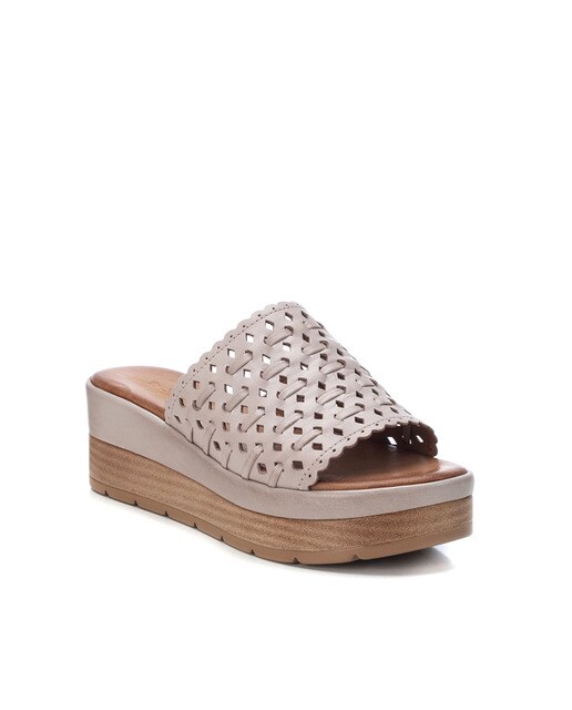 Sandalias de cuña de mujer de piel color gris claro · Carmela · El Corte  Inglés