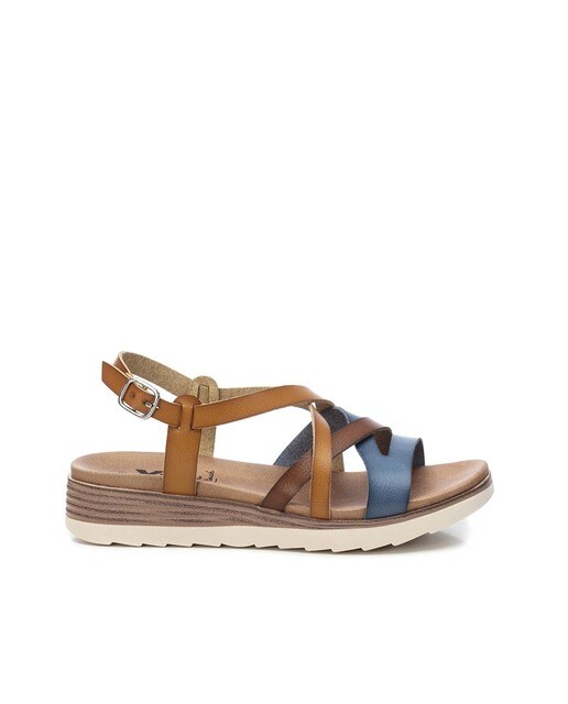 Sandalias de cuña de mujer color amarillo con cierre de hebilla · Xti · El  Corte Inglés