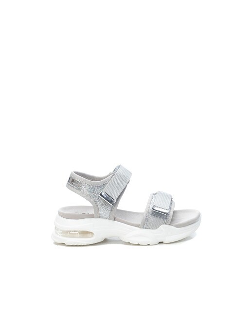 Sandalias de niños color plata con cierre adherente · Xti · El Corte Inglés