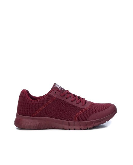 Zapatillas deportivas de mujer color burdeos con cierre de cordón · Xti ·  El Corte Inglés