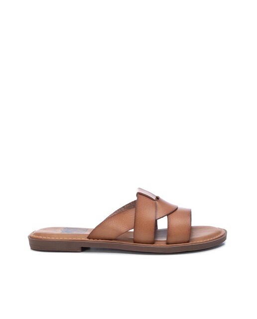Sandalias planas de mujer cruzadas color marrón · Xti · El Corte Inglés