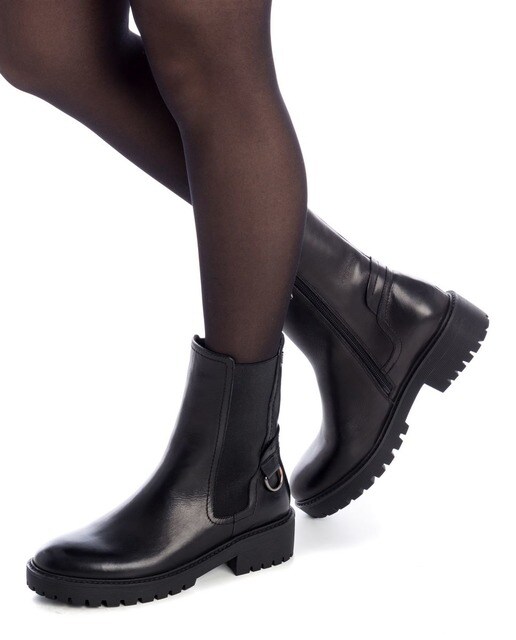 Botines de mujer de piel color negro con cierre de cremallera · Carmela ·  El Corte Inglés