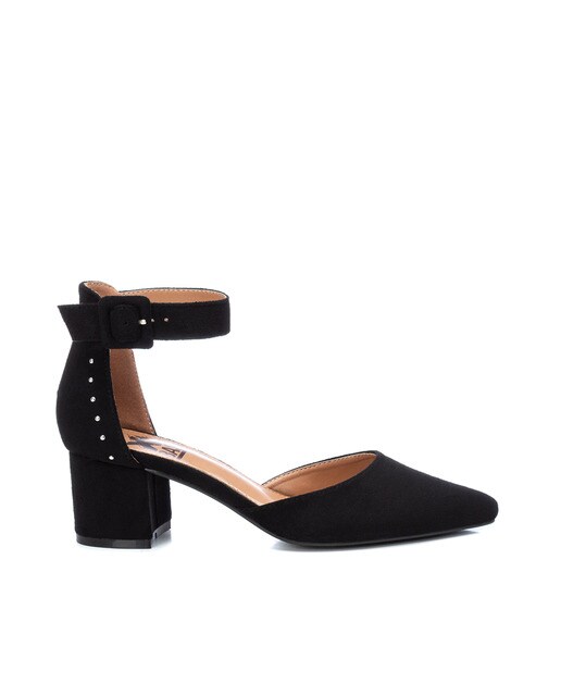 Zapatos de salón de mujer color negro con cierre de hebilla · Xti · El  Corte Inglés