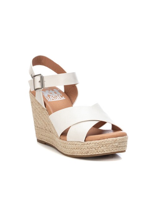 Sandalias de cuña de mujer color blanco con cierre de hebilla · Xti · El  Corte Inglés