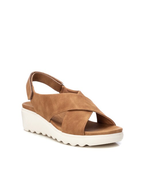 Sandalias de cuña de mujer color camel con cierre adherente · Xti · El  Corte Inglés