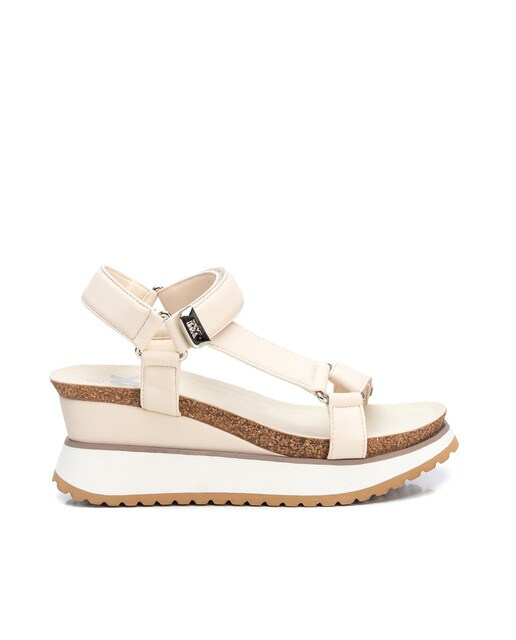 Sandalias de cuña de mujer color blanco con cierre adherente · Xti · El  Corte Inglés