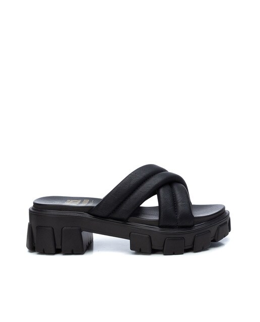 Sandalias de tacón de mujer cruzadas color negro · Xti · El Corte Inglés