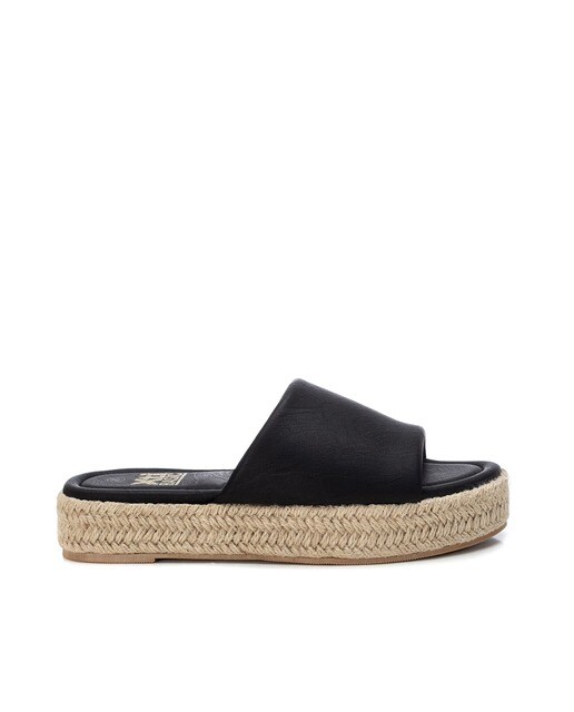 Sandalias planas de mujer con yute color negro · Xti · El Corte Inglés