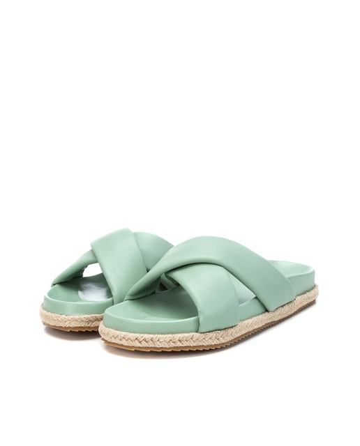 Sandalias planas de mujer cruzadas color verde · Xti · El Corte Inglés