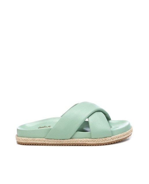Sandalias planas de mujer cruzadas color verde · Xti · El Corte Inglés