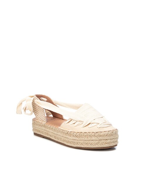 Alpargatas de plataforma de mujer color beige con cierre de cintas · Xti ·  El Corte Inglés