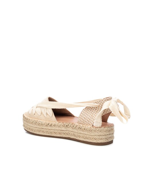 Alpargatas de plataforma de mujer color beige con cierre de cintas · Xti ·  El Corte Inglés