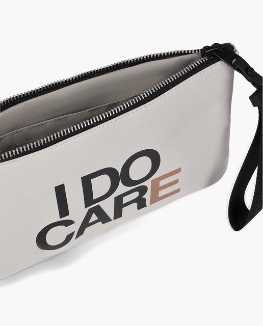 Cartera de mano Ecoalf en blanco con cierre de cremallera · Ecoalf · El  Corte Inglés