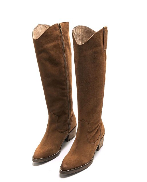Botas de mujer en piel de serraje color marrón de estilo campero · Mustang  · El Corte Inglés