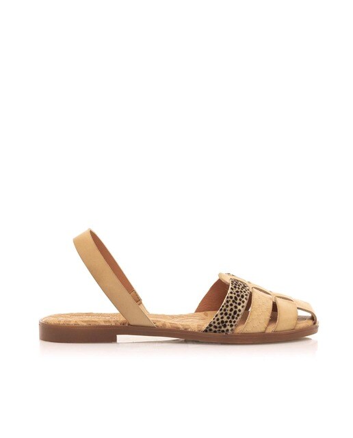 Sandalias planas de mujer color marrón con estampado animalprint · Mustang  · El Corte Inglés