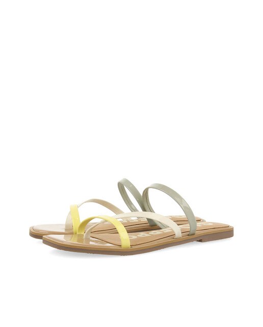 Sandalias planas de mujer de piel color natural · Gioseppo · El Corte Inglés