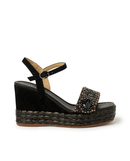 Sandalias de cuña de mujer de piel en negro con pedrería · Alma en Pena · El  Corte Inglés