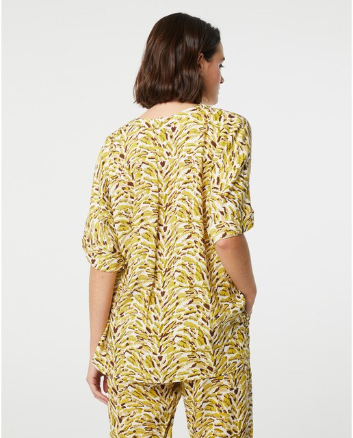 Camisa de mujer manga corta con estampado de animal print · Paz Torras · El  Corte Inglés