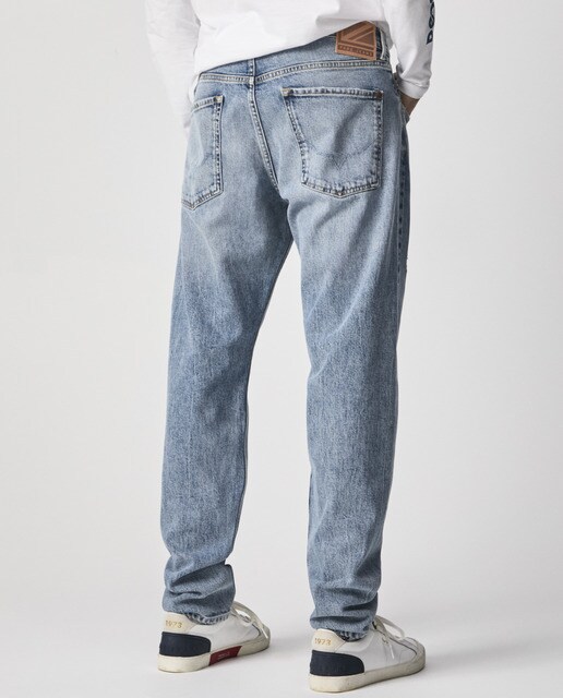 Vaquero de hombre Callen Curve relaxed en color azul claro · Pepe Jeans ·  El Corte Inglés