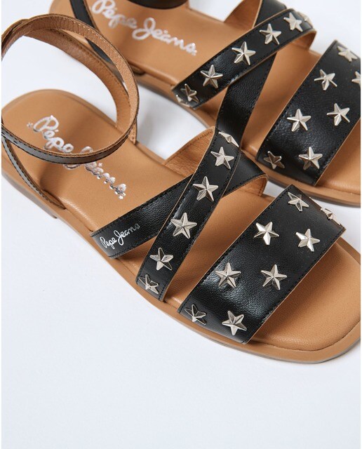 Sandalias de niña de piel con tachuelas de estrellas color negro · Pepe  Jeans · El Corte Inglés