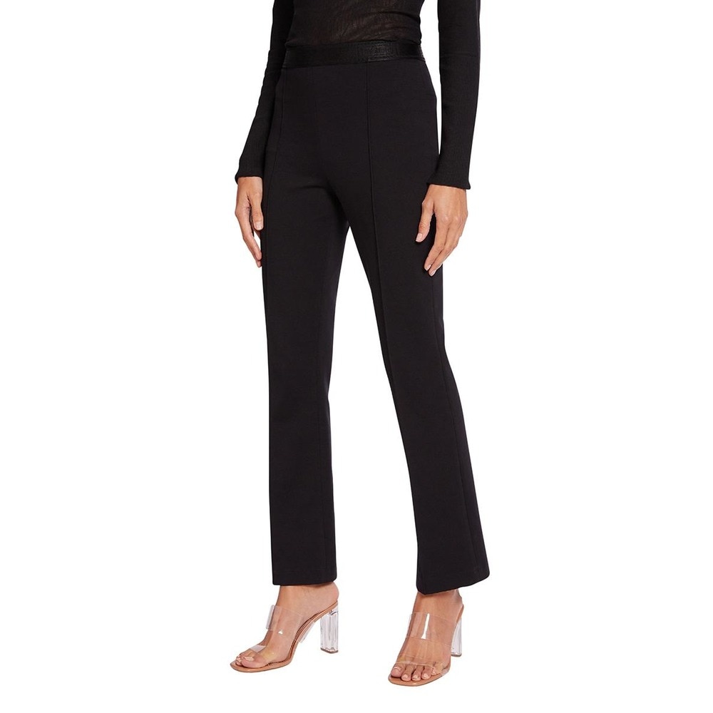Imagen 1 de Pantalón de campana de mujer liso color negro