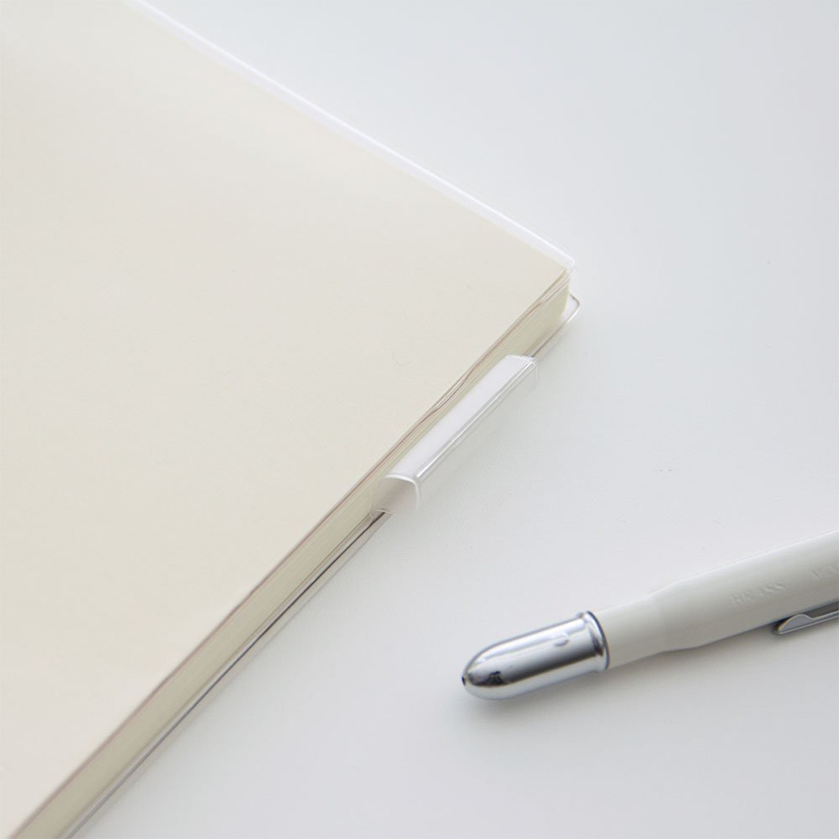Funda de plástico transparente Midori cuaderno MD A5 5
