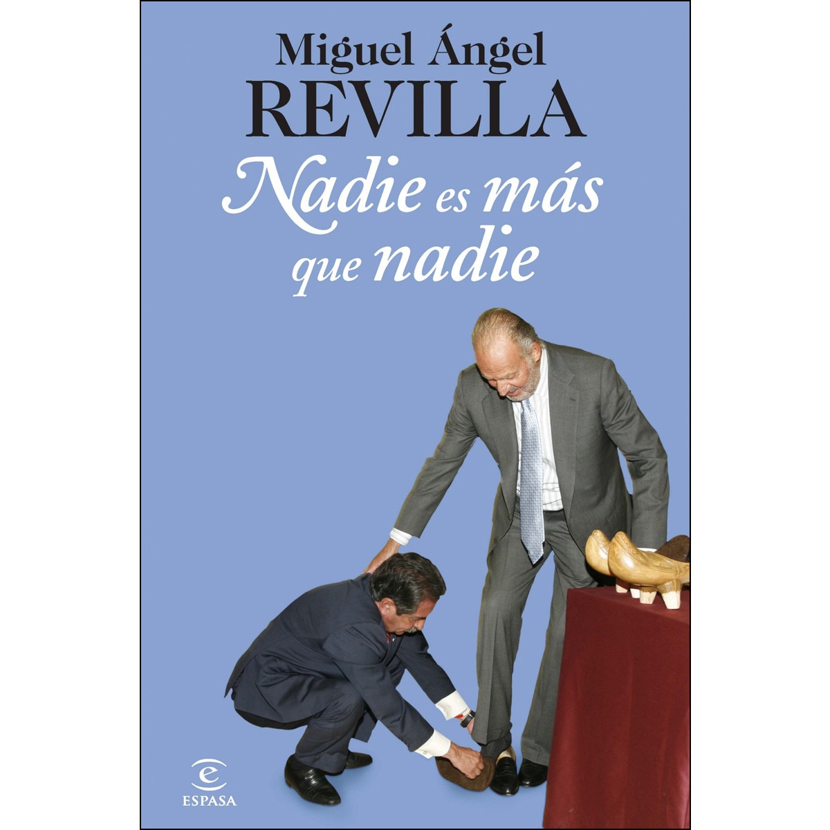 Nadie es más que nadie (Capa mole com abas) 1