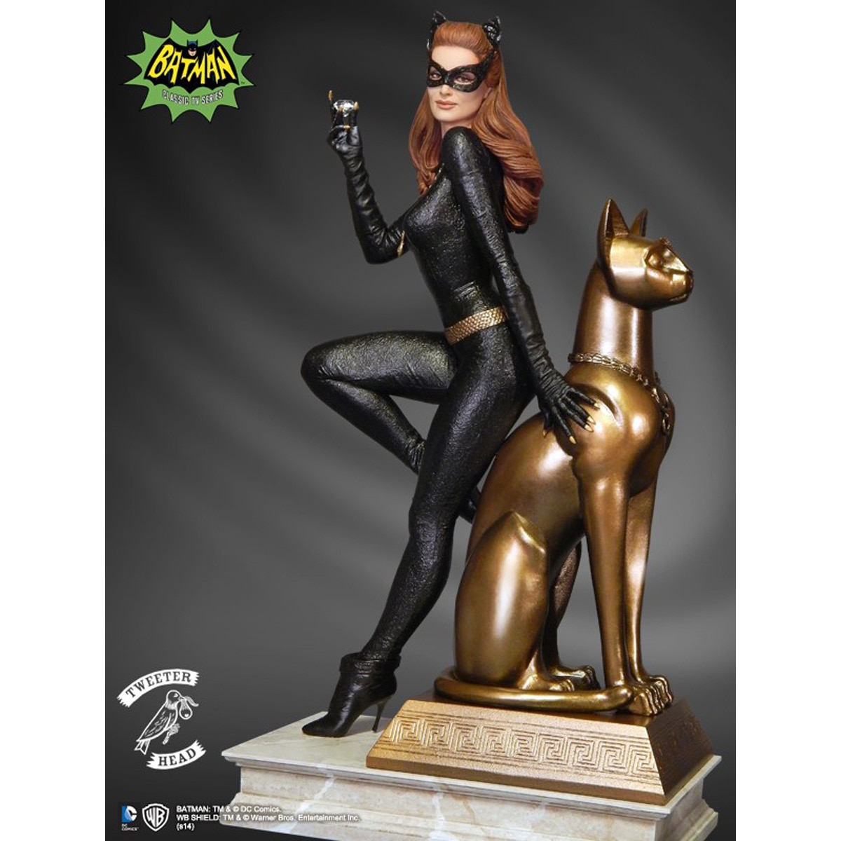 Imagem 0 de Figura da Mulher-Gato 1966 -  29 cm