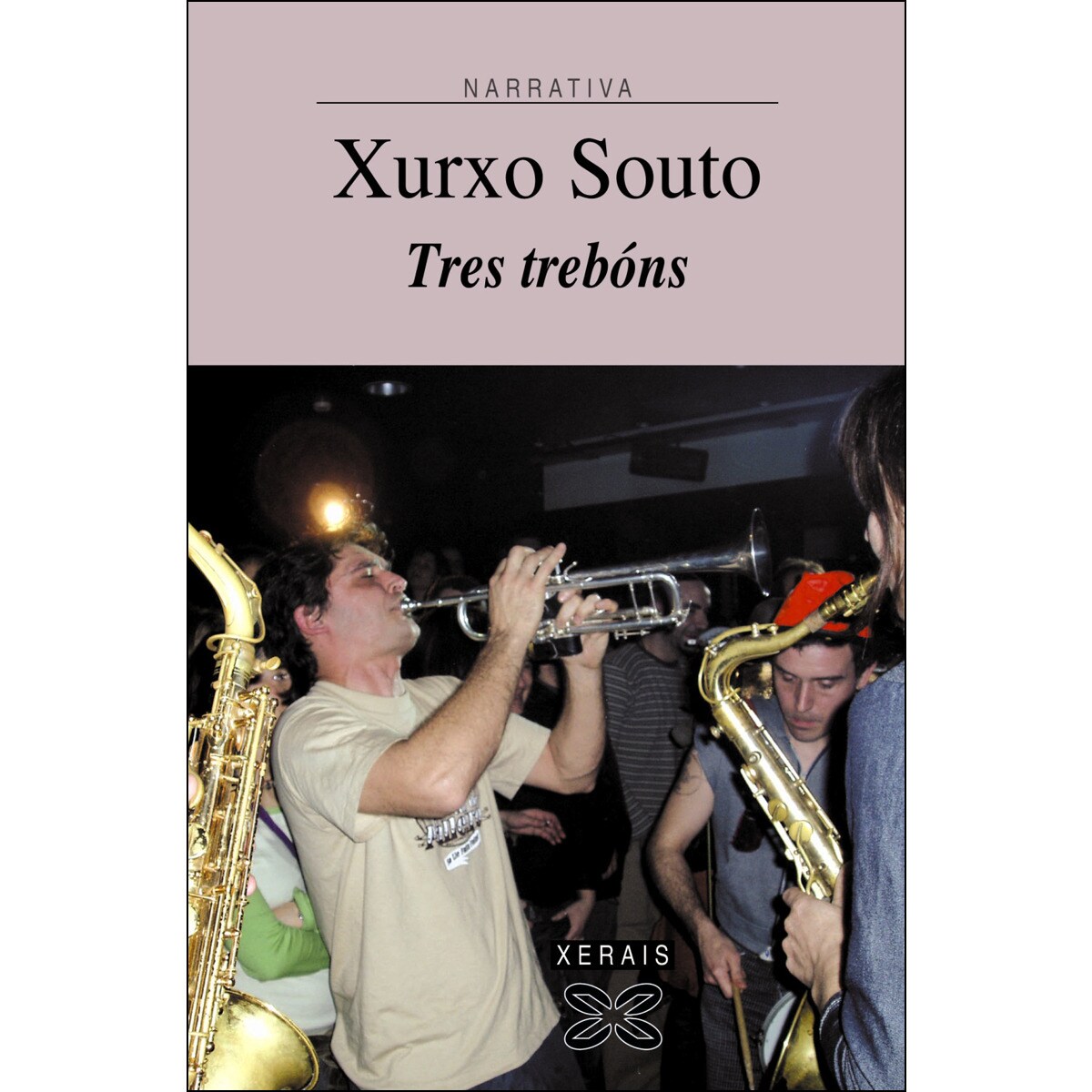 Tres trebóns (Capa mole com abas) 1