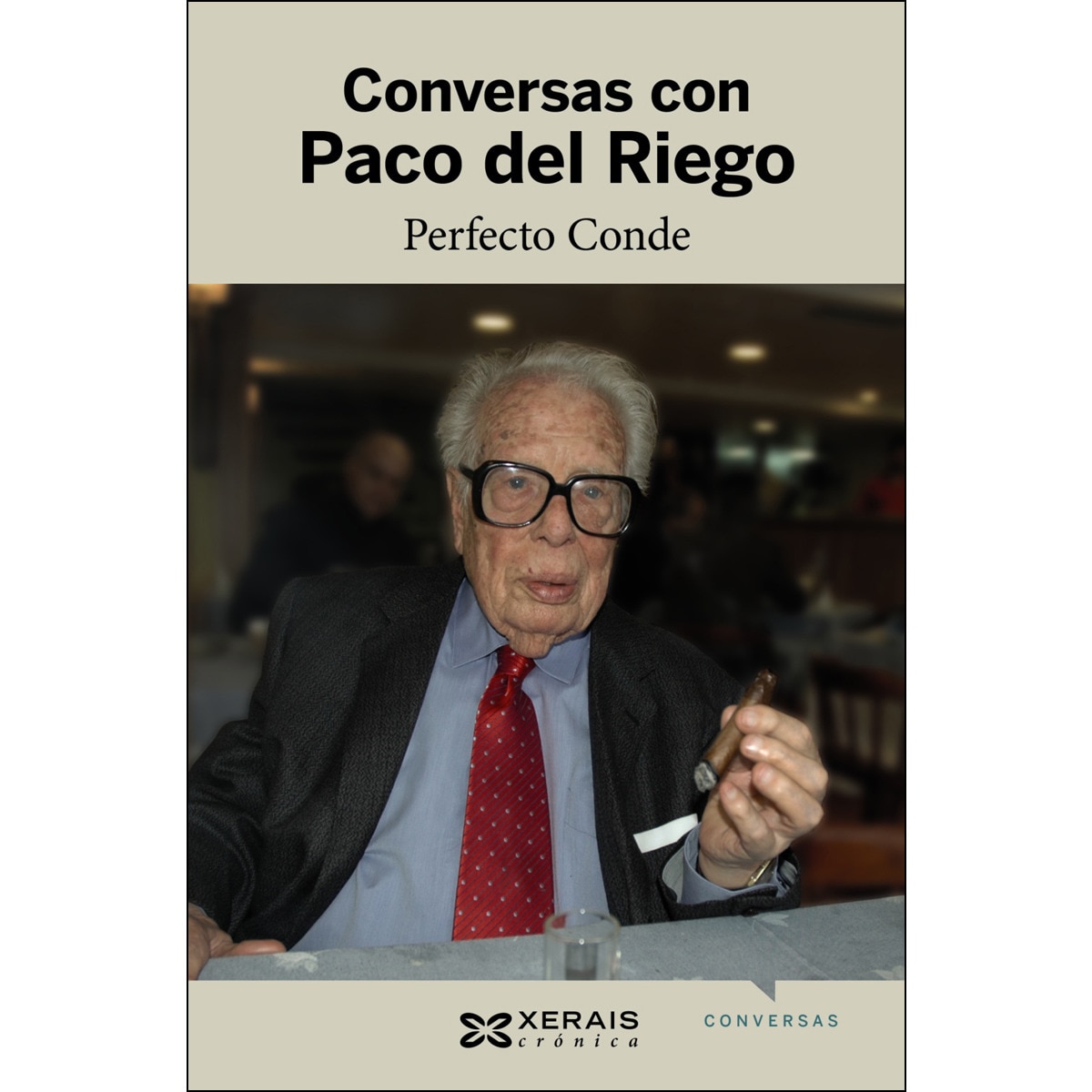Imagem 0 de Conversas con Paco del Riego (Capa mole com abas)