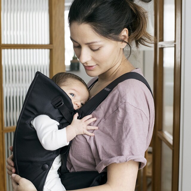 Mochila Portabebés BabyBjörn Mini 3D algodón negro · El Corte Inglés