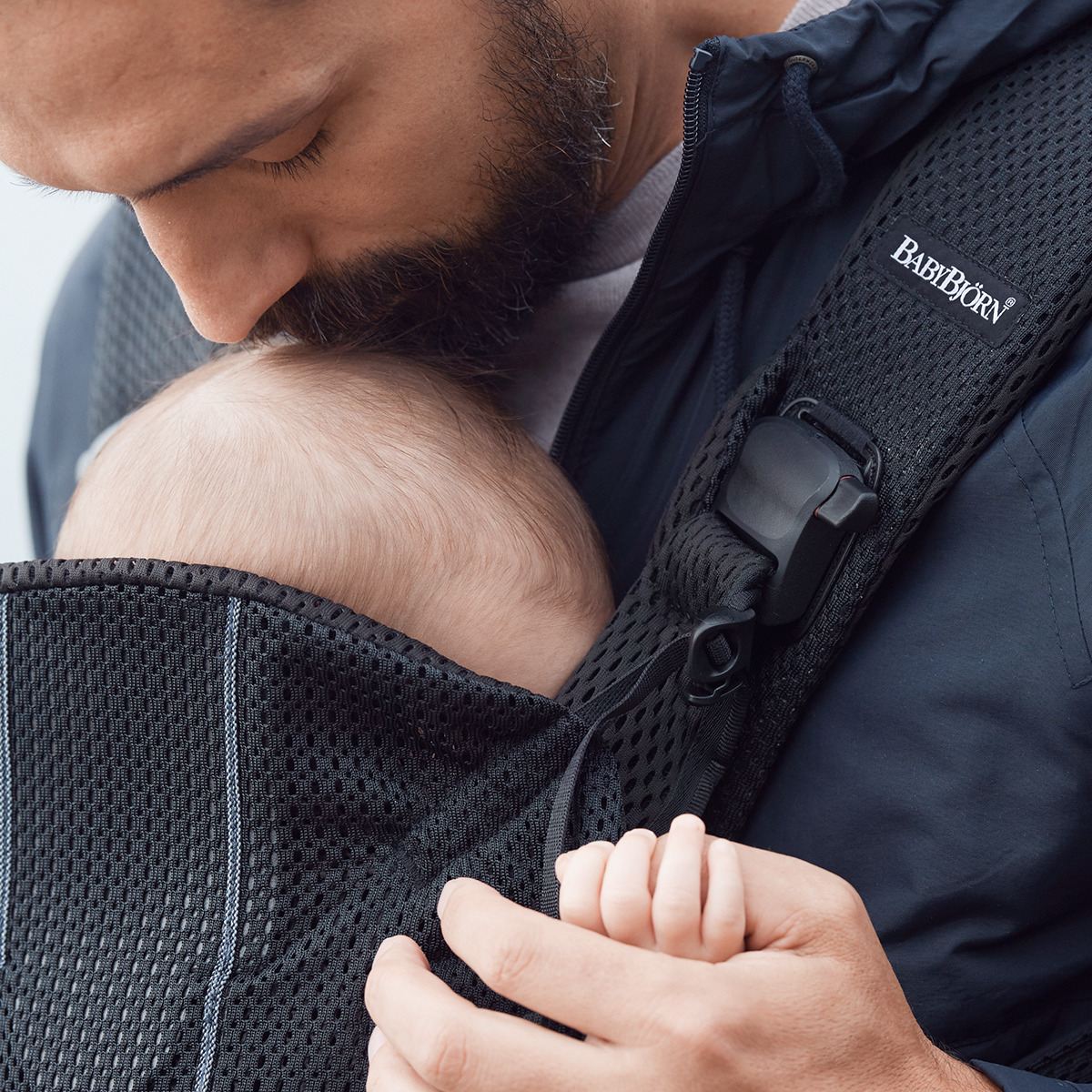 Marsúpio One Air Mesh 3D 4 Posições Preto-3