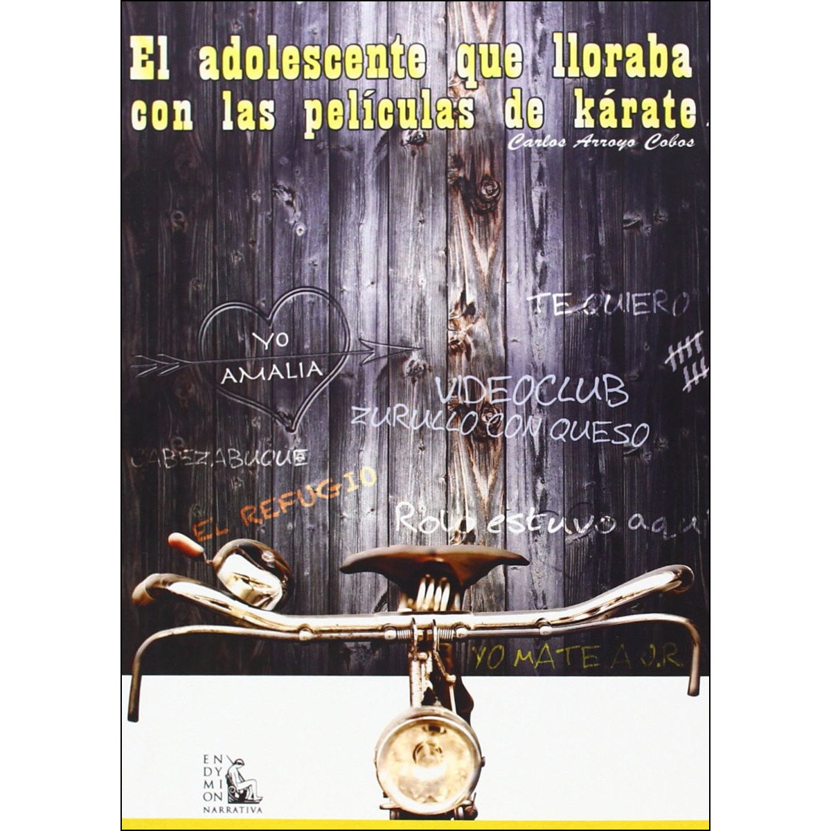 El adolescente que lloraba con las películas de kárate (Capa mole com abas) 1