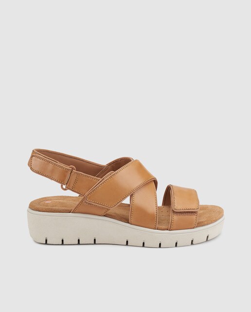 sandalias clark