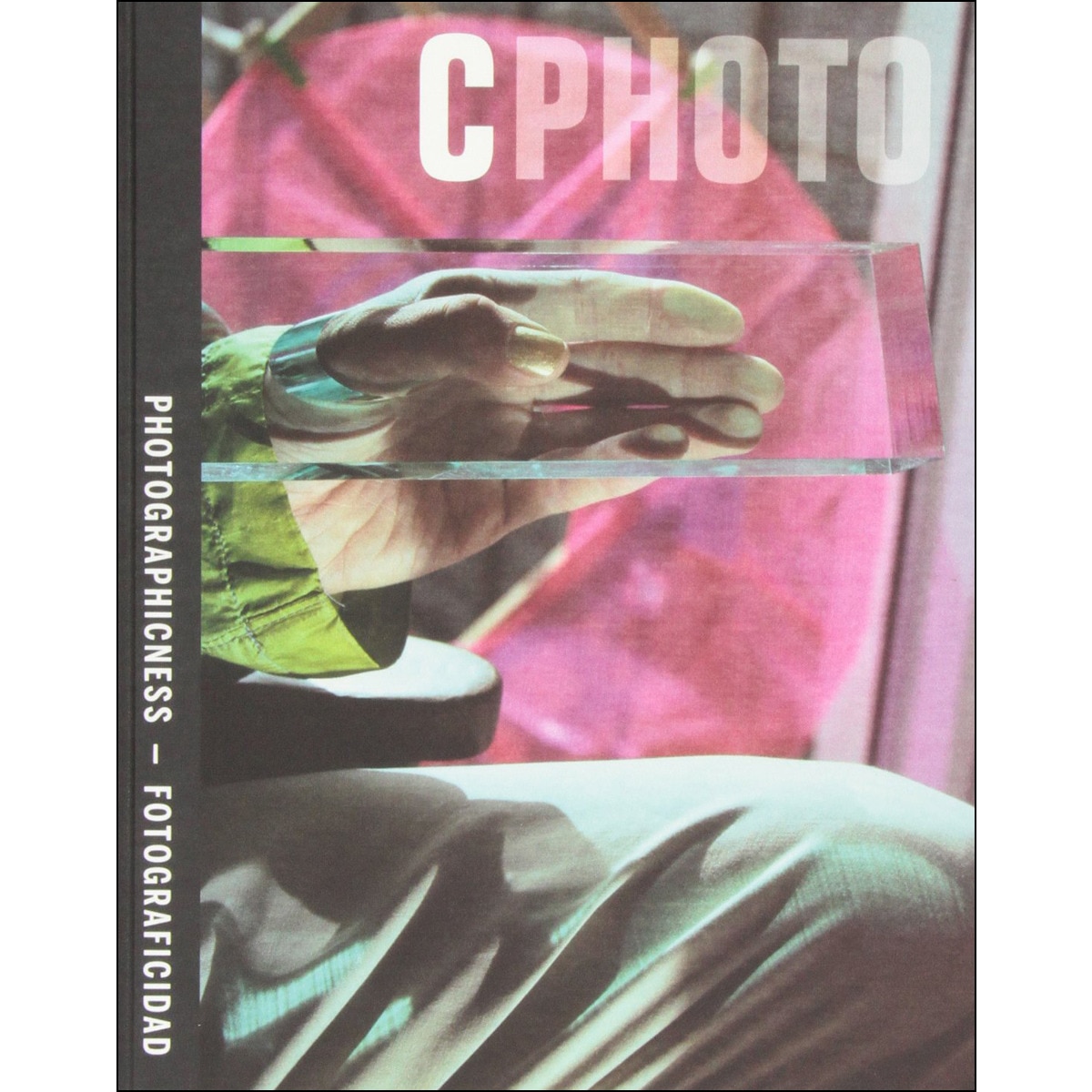 Imagem 0 de C Photo 7 Photographicness / Fotograficidad