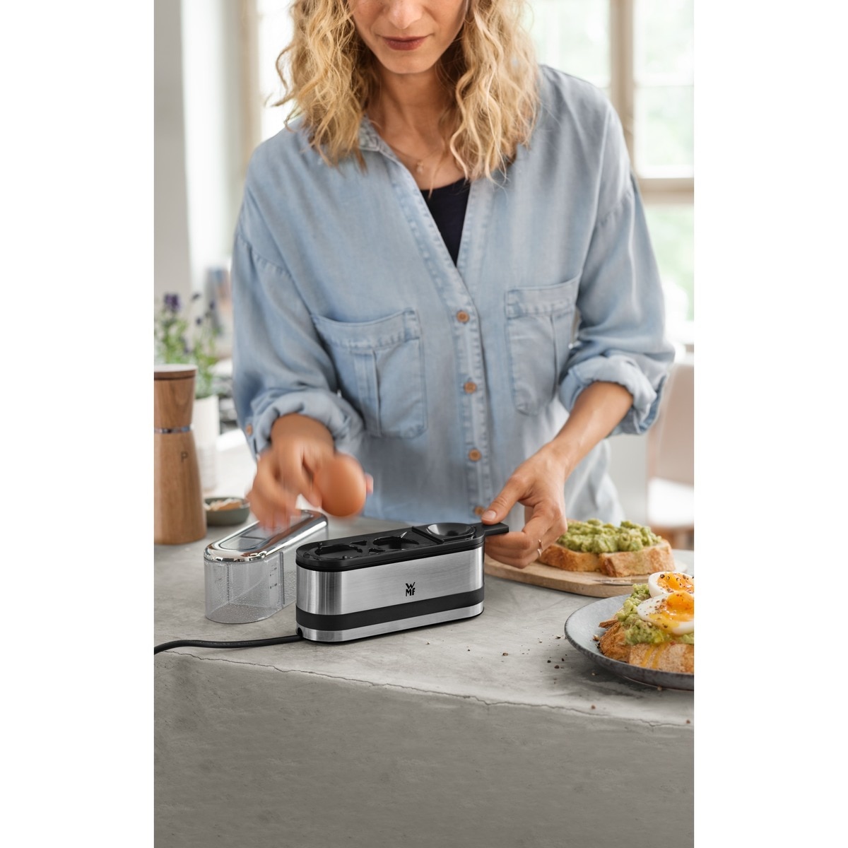 Cuecehuevos WMF Kitchenminis con capacidad para 2 huevos 8