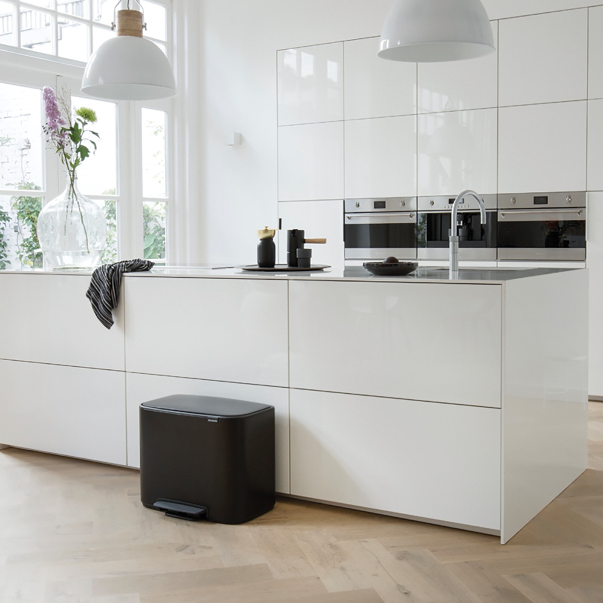 Balde do Lixo com Pedal BO 36 L Preto-3