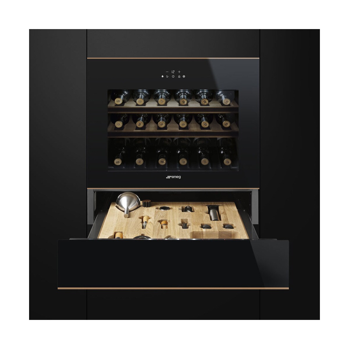 Gaveta de Sommelier Smeg Dolce Stil Novo CPS615NR - Preto e Perfis Cobre Preto / Cobre-3