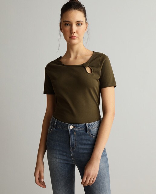 Camiseta de mujer escote redondo manga c