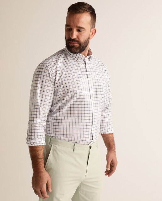 camisa blanca cuadros hombre