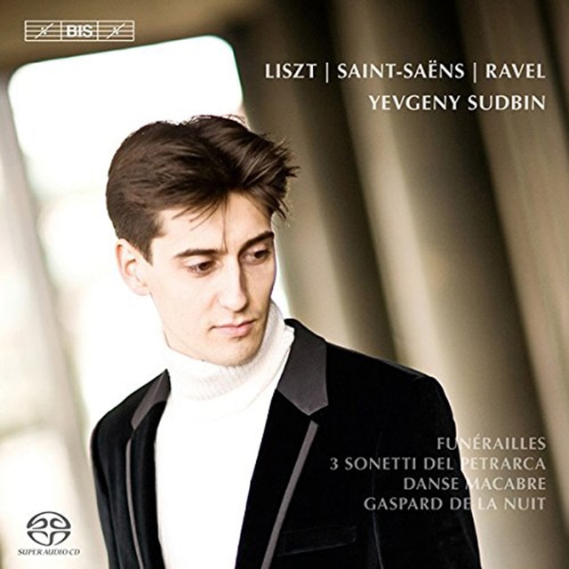 Imagen 0 de Plays Liszt, Ravel And Saint-Saens (CD)