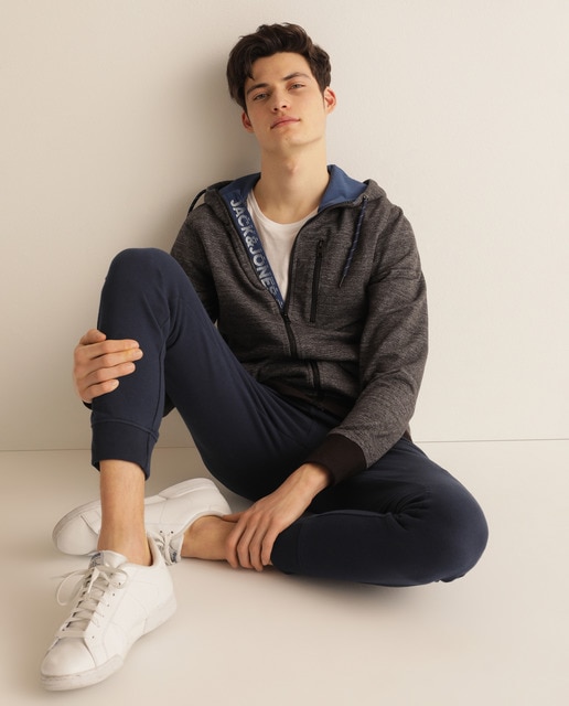 Chaqueta deportiva de hombre gris claro 