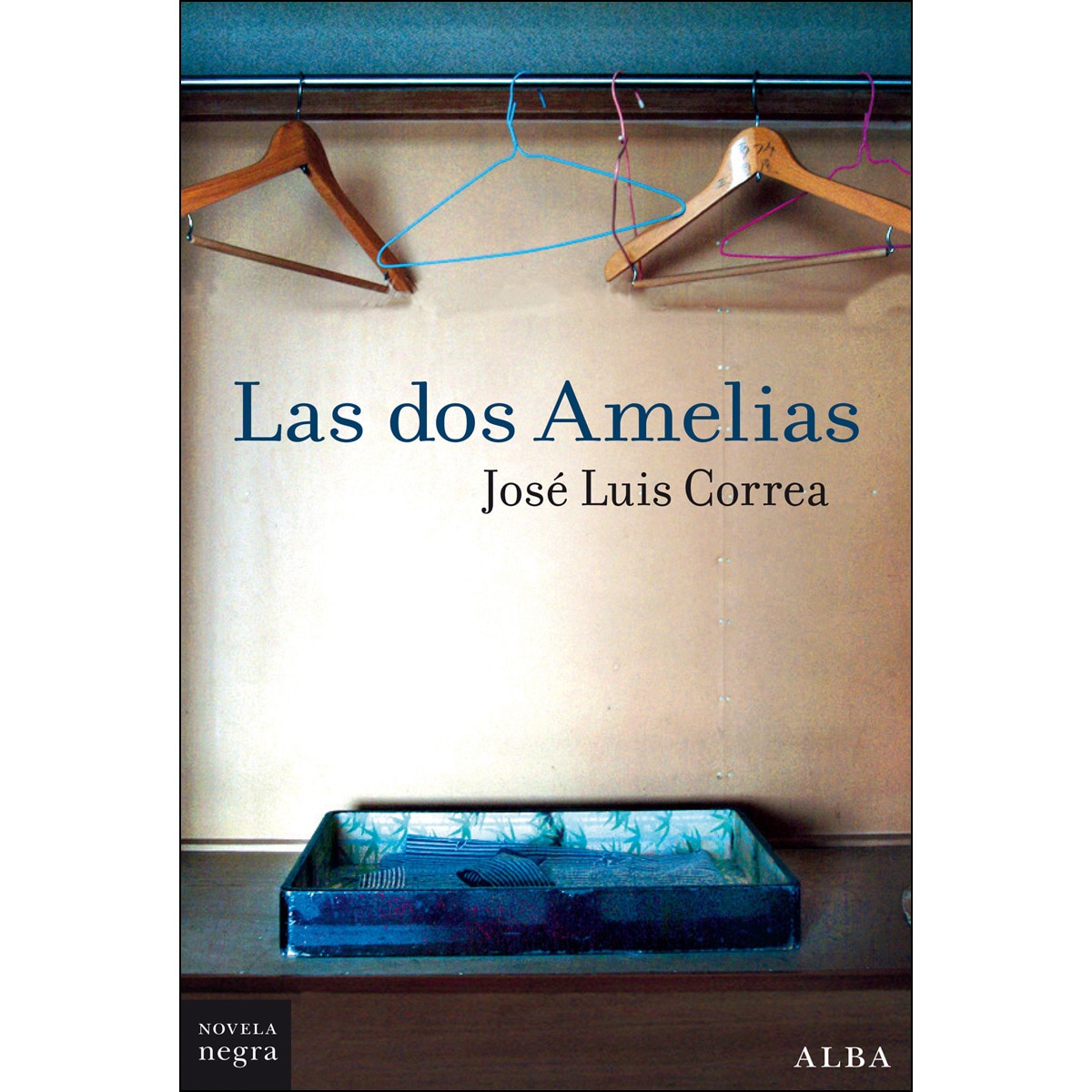 Imagem 0 de Las dos Amelias (Capa mole com abas)