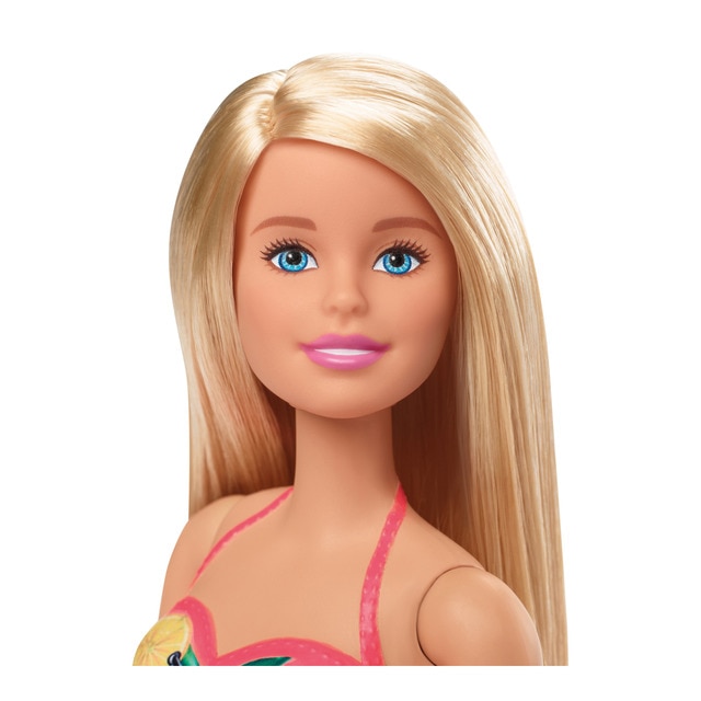 juegos de vestir a barbie en la piscina