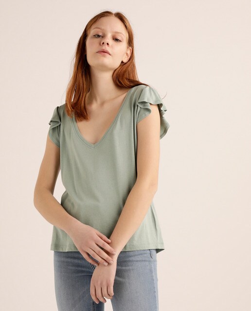 Camiseta de mujer con escote en pico y v