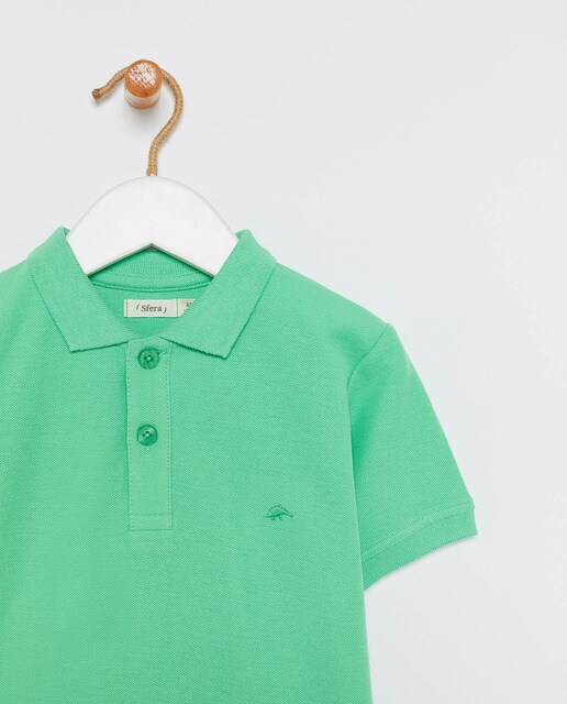 Polo de niño liso verde claro · Sfera · El Corte Inglés