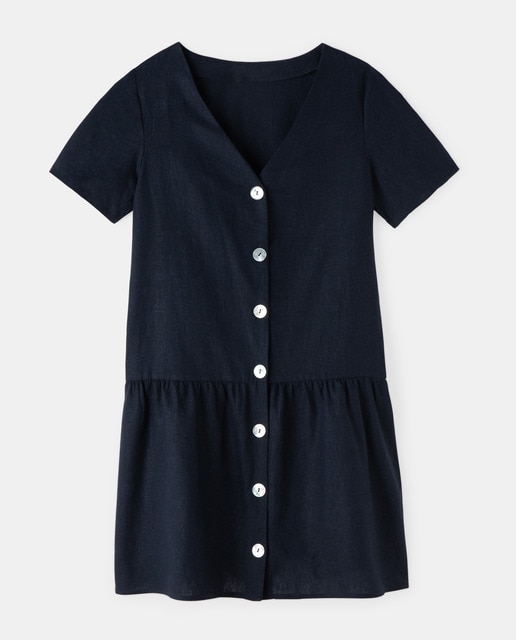 Vestido de manga corta con cuello pico