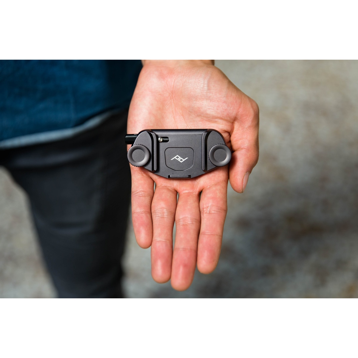 Soporte de transporte Peak Design Capture Clip V3 Negro-4