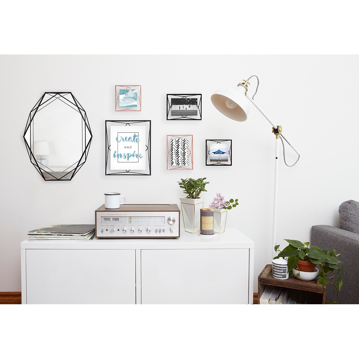 Moldura de Fotos Prisma Preto-14